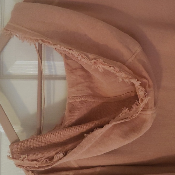 Free people oversized hooded pink sweater.  Xtra small - Picture 6 of 6